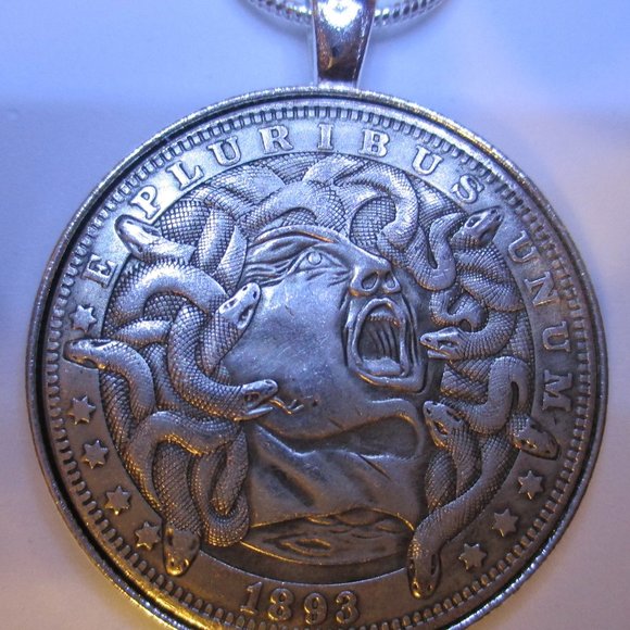 SCREAMING Medusa Coin Pendant NECKLACE - Picture 2 of 8